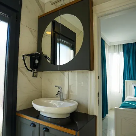 Hotel Cunda Garden *