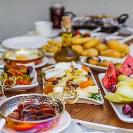 Hotel Cunda Garden Ayvalik