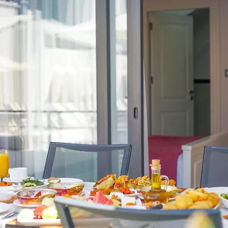 Cunda Garden Hotel *